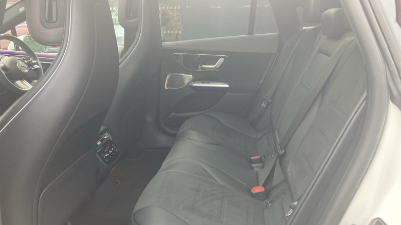 Mercedes-Benz Eqe 350 215kW AMG Line Premium Plus 89kWh 4dr Auto Electric Saloon